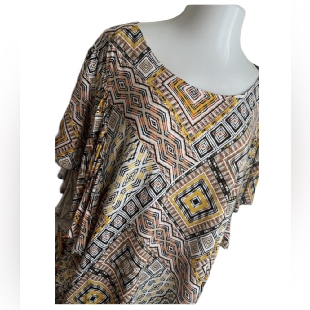 RUBY ROAD Plus Size Geometric Design women’s Top